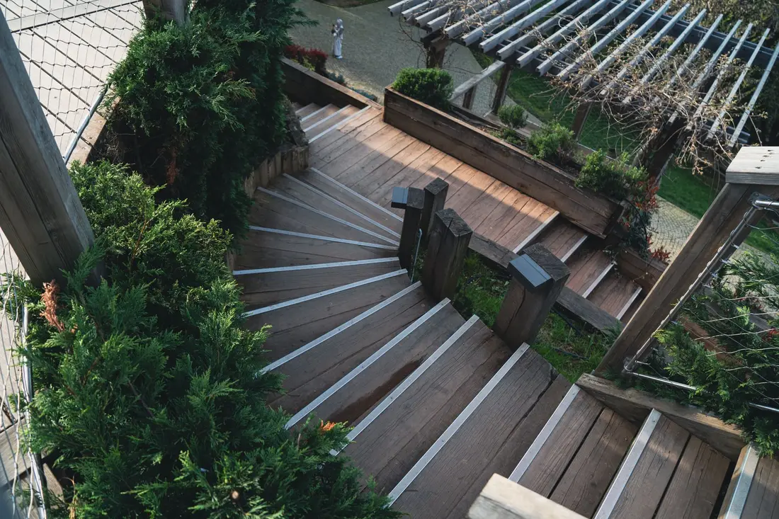 Jardin exotique méditerranéen planté sur la Côte d'Azur